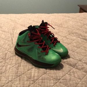 Lebron x cutting jade